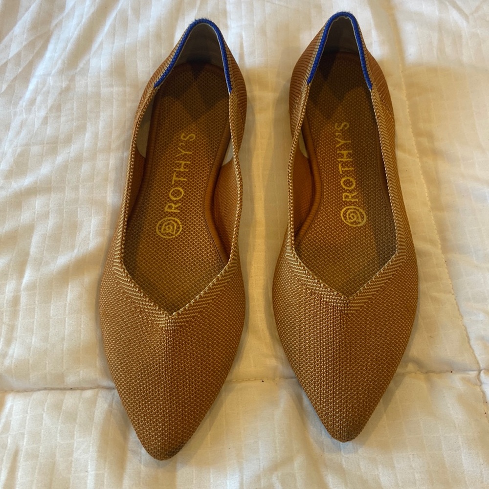 Rothy’s - Fawn points size 8. Good used condition